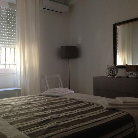 Car'Loft Beachside Κάλιαρι Δωμάτιο φωτογραφία